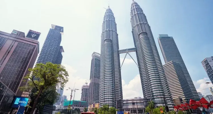 Malaysia: Top infrastructure & productive workforce